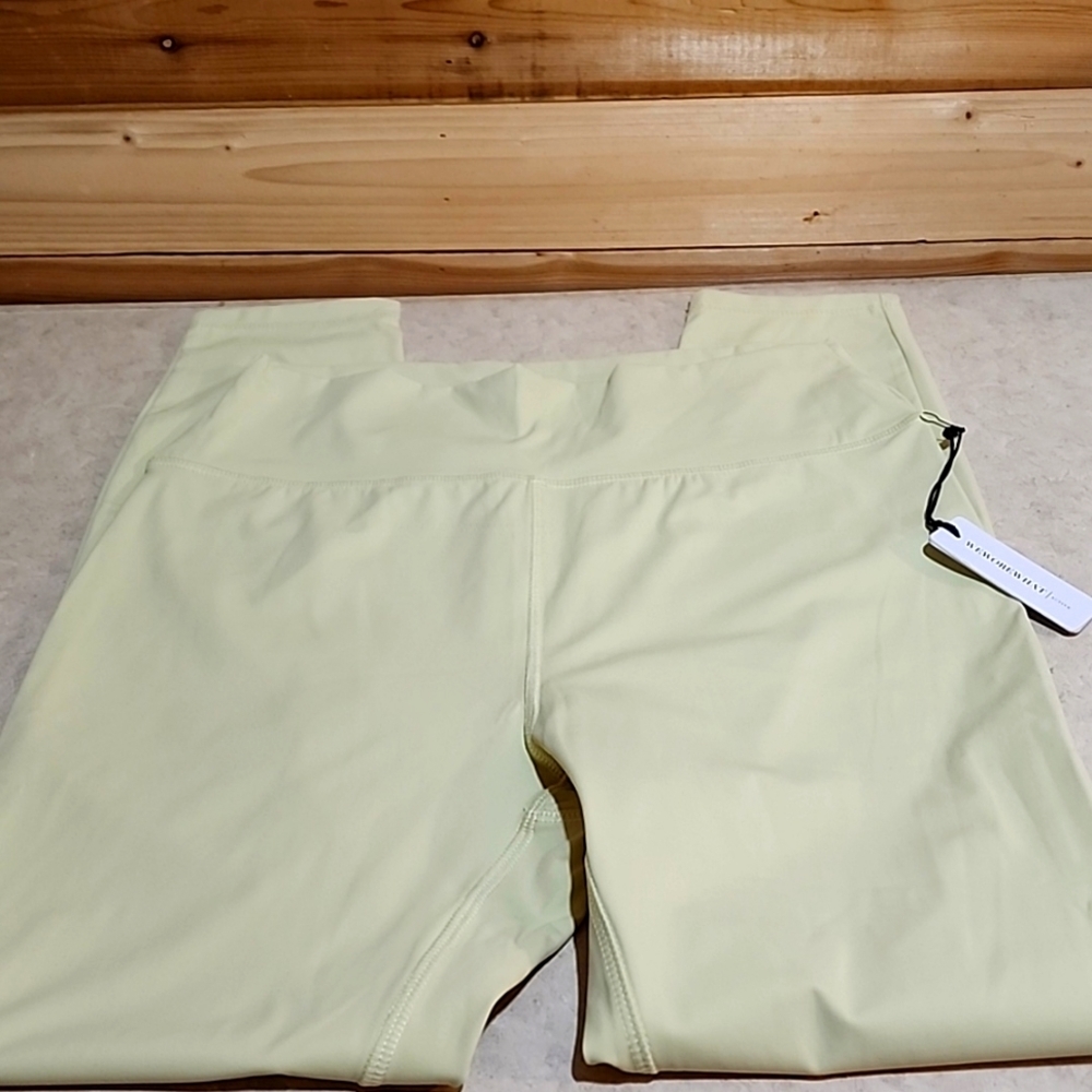 We Wore What Leggings size Large NWT